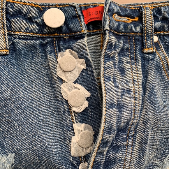 Ootdfash High Wasited Jean Shorts - Picture 3 of 5